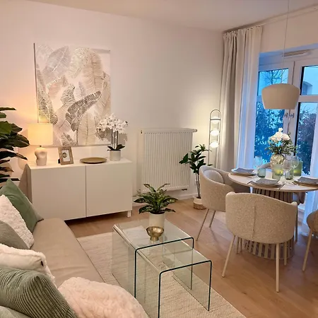 Cozy With Kitchen And Open Living Apartman *