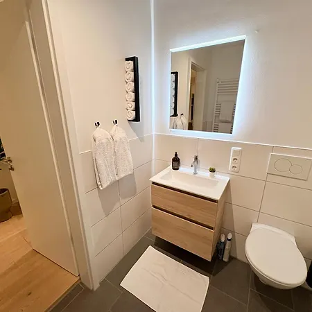Cozy With Kitchen And Open Living München